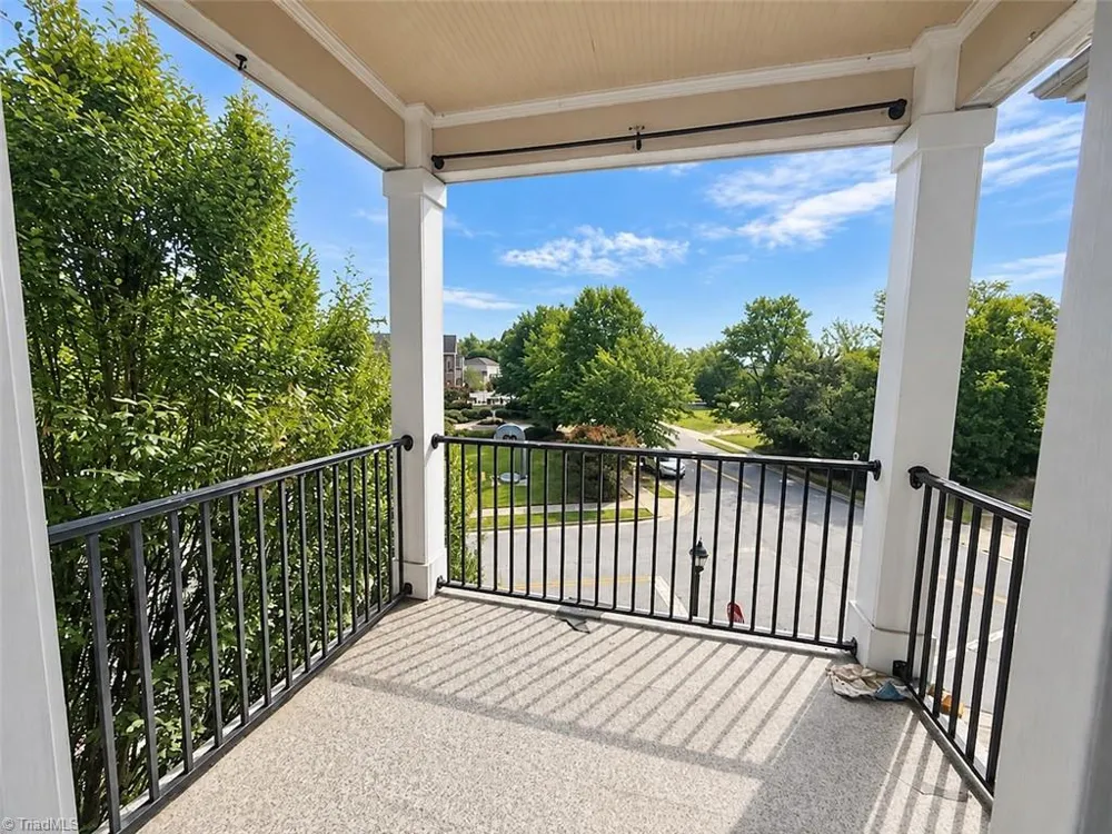 238 E Lewis Street #403 Greensboro, NC 27406