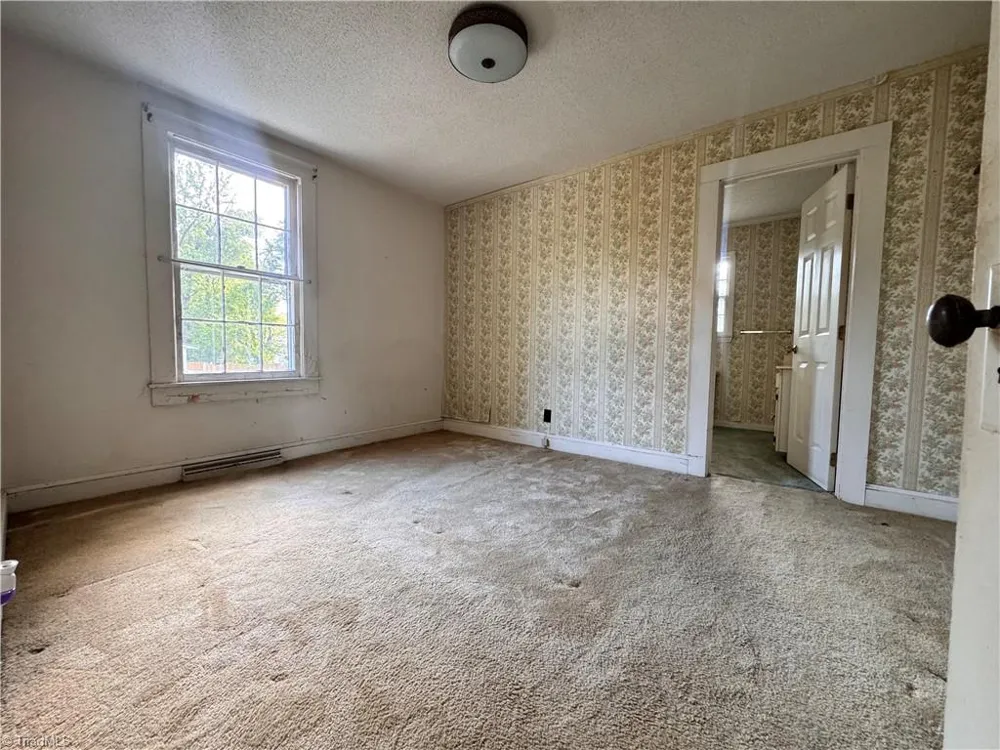 3804 Cameron Avenue Greensboro, NC 27401