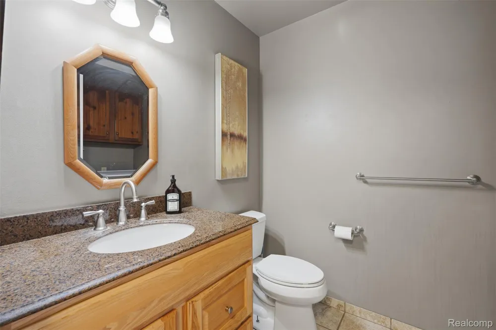 4146 Timberview Drive Genoa Township, MI 48843