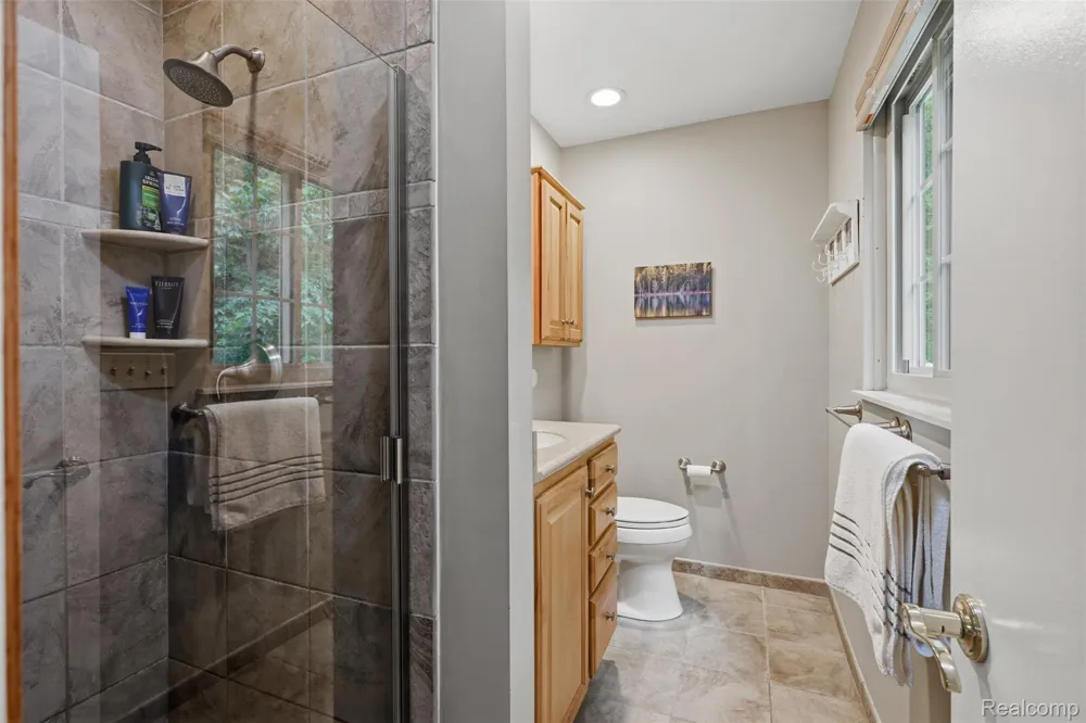 4146 Timberview Drive Genoa Township, MI 48843