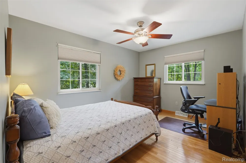 4146 Timberview Drive Genoa Township, MI 48843