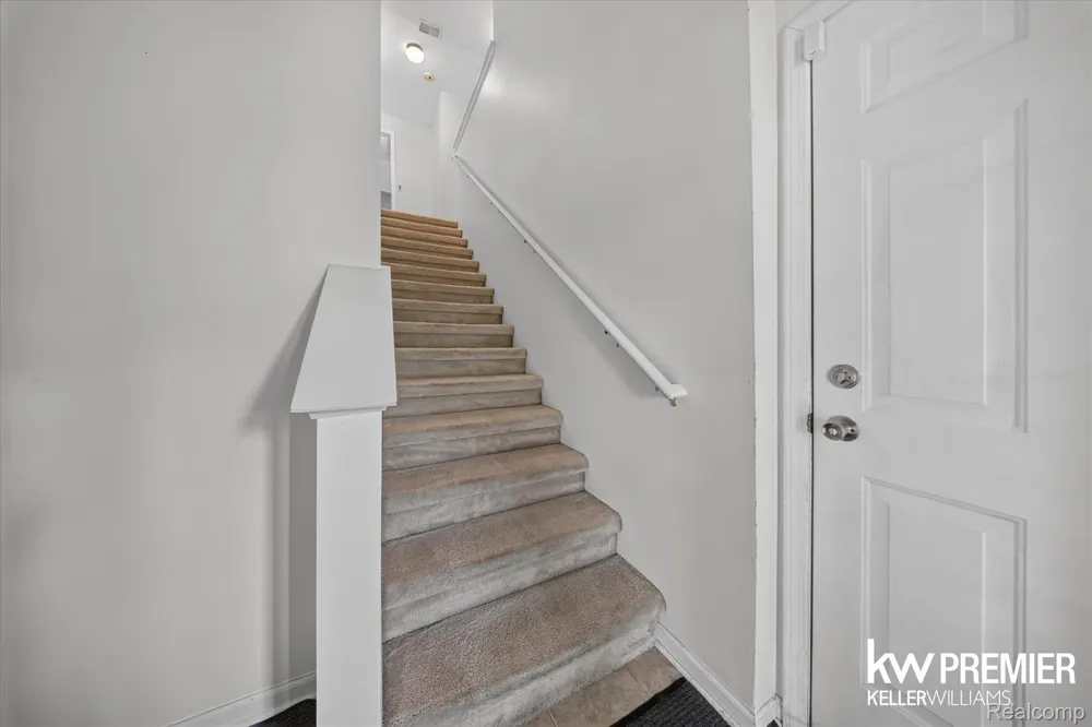 1081 Addington Lane Ann Arbor City, MI 48108