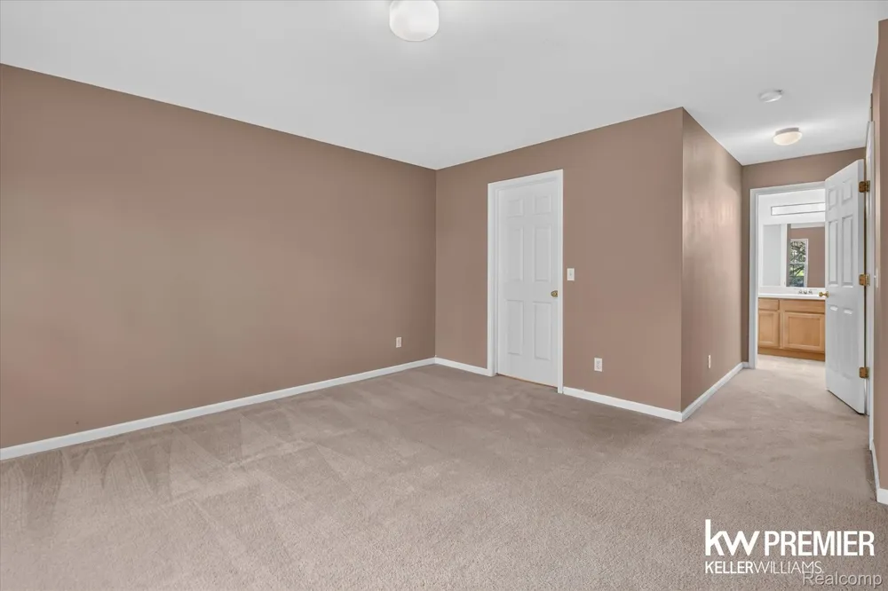 1081 Addington Lane Ann Arbor City, MI 48108