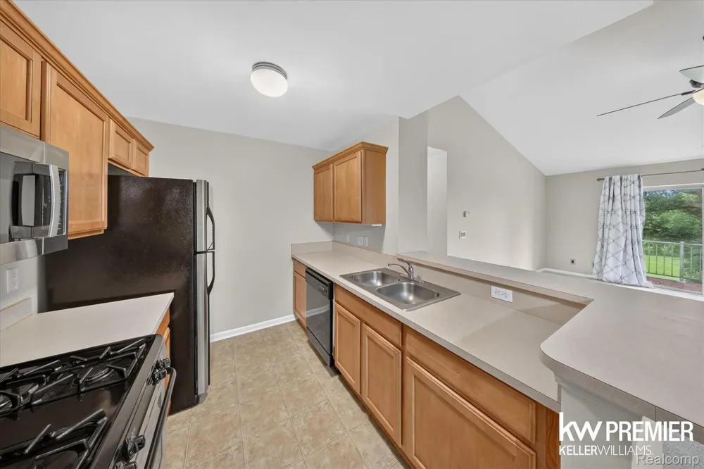 1081 Addington Lane Ann Arbor City, MI 48108