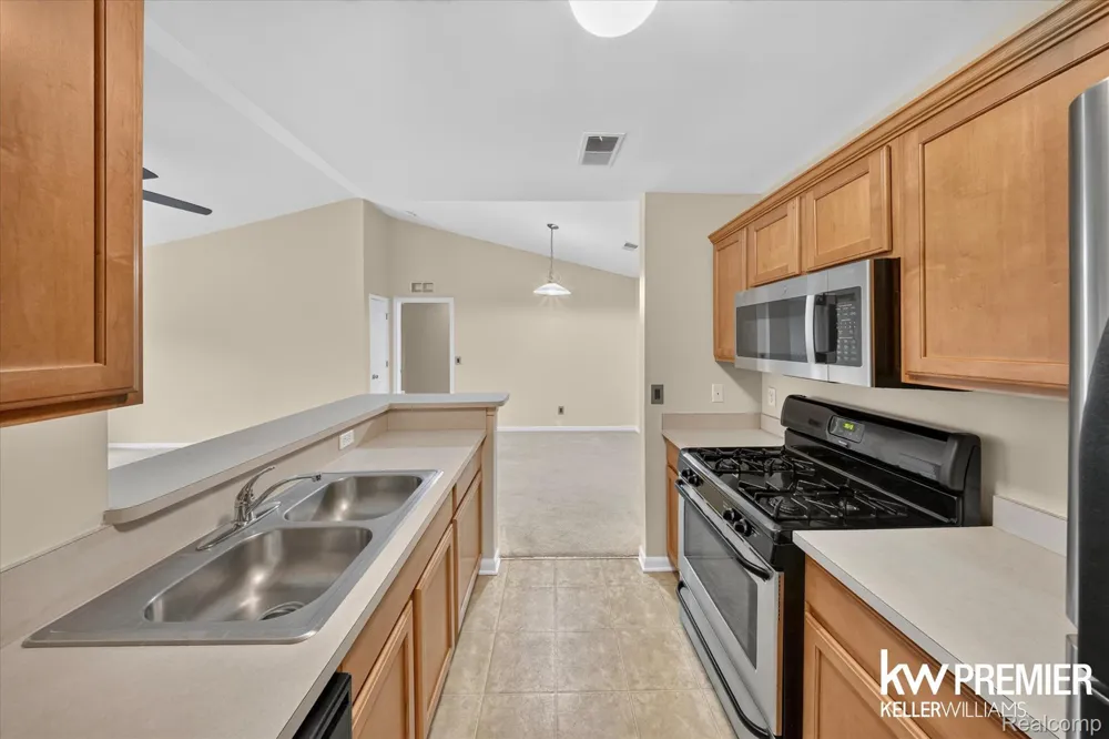 1081 Addington Lane Ann Arbor City, MI 48108