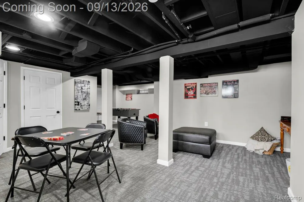 16701 Harlow Street Detroit City, MI 48235
