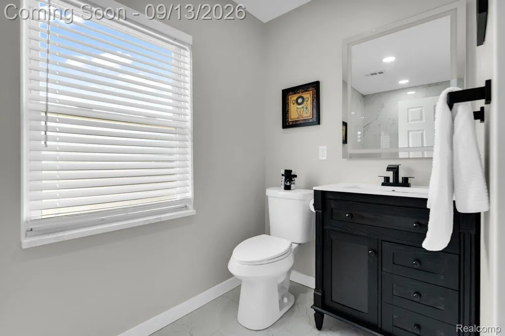 16701 Harlow Street Detroit City, MI 48235