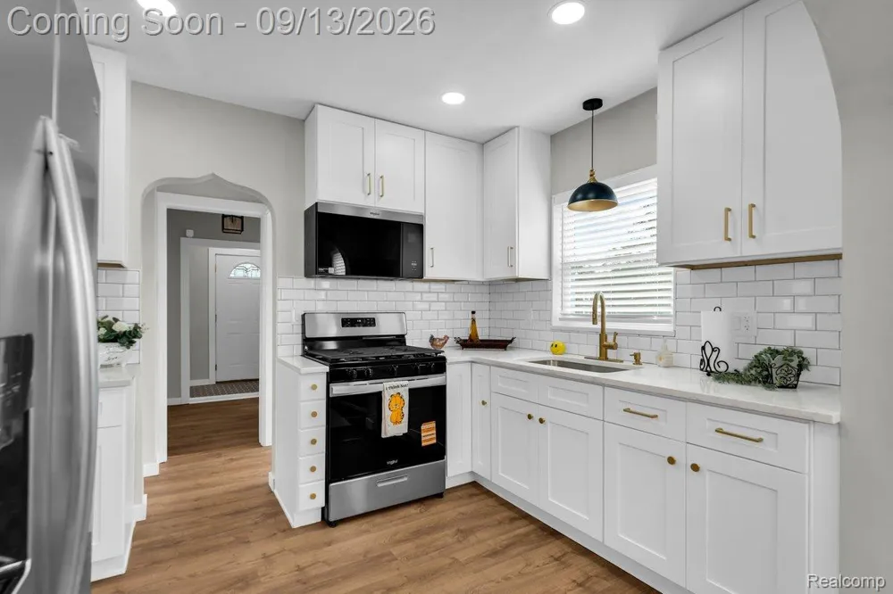 16701 Harlow Street Detroit City, MI 48235