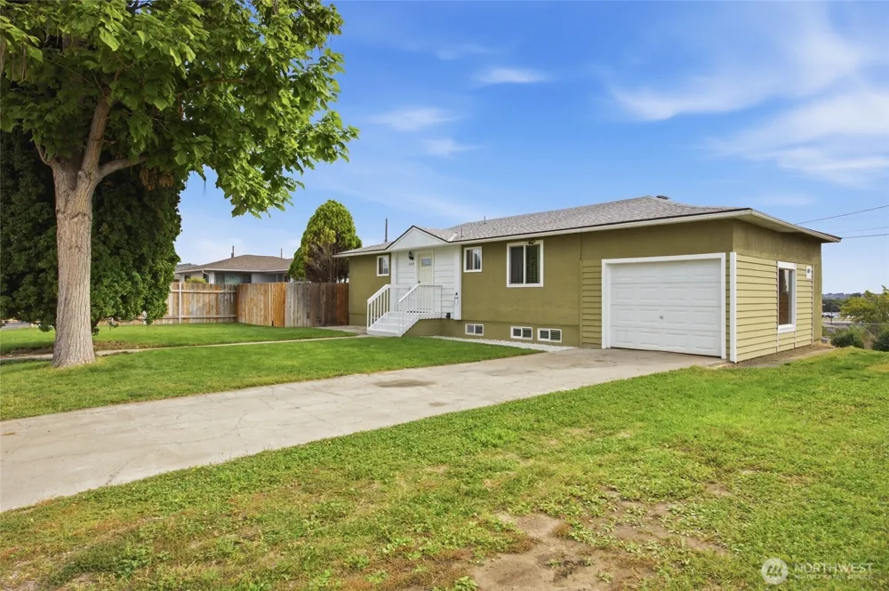4289 Joann Drive NE Moses Lake, WA 98837
