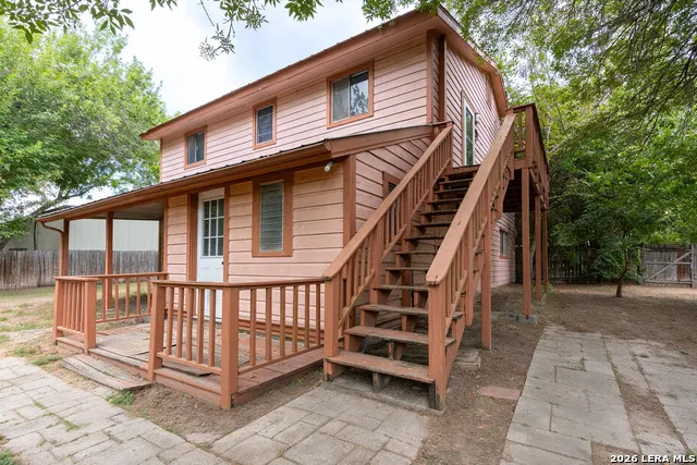 2114 TERMINAL LOOP RD McQueeney, TX 78123