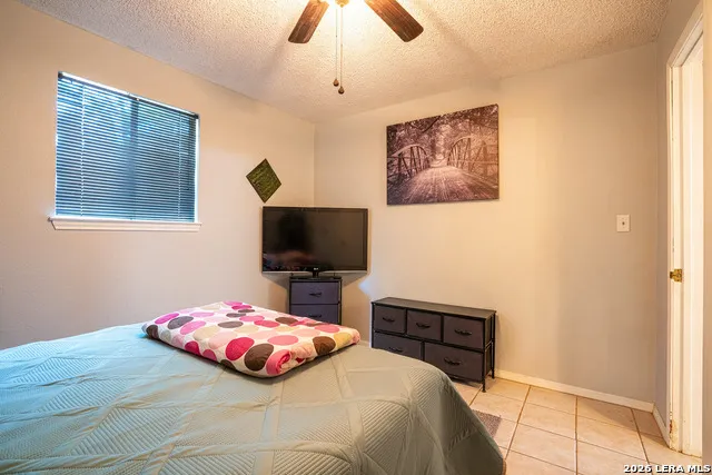 2114 TERMINAL LOOP RD McQueeney, TX 78123