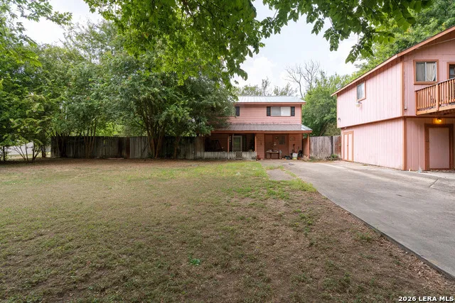 2114 TERMINAL LOOP RD McQueeney, TX 78123