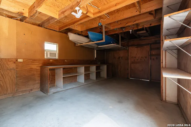 2114 TERMINAL LOOP RD McQueeney, TX 78123