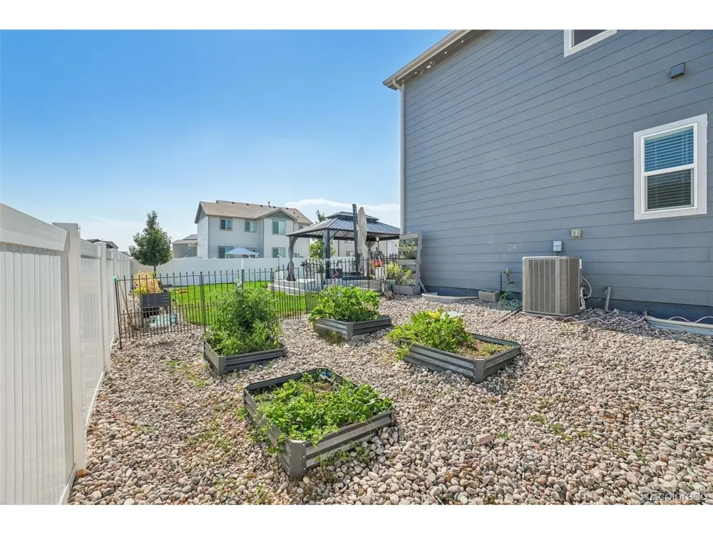 4988 Priors Drive Windsor, CO 80550