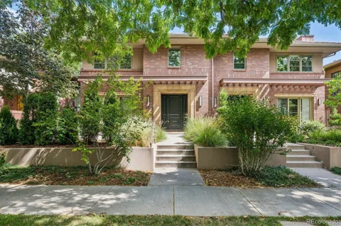 322 Adams Street