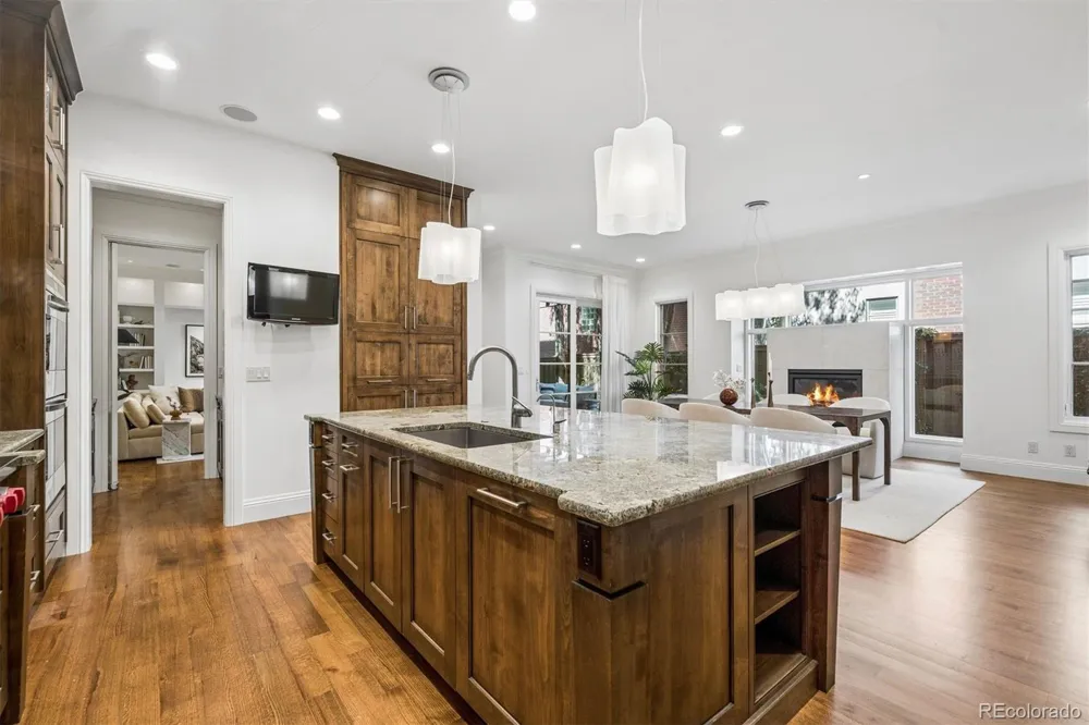 322 Adams Street Denver, CO 80206