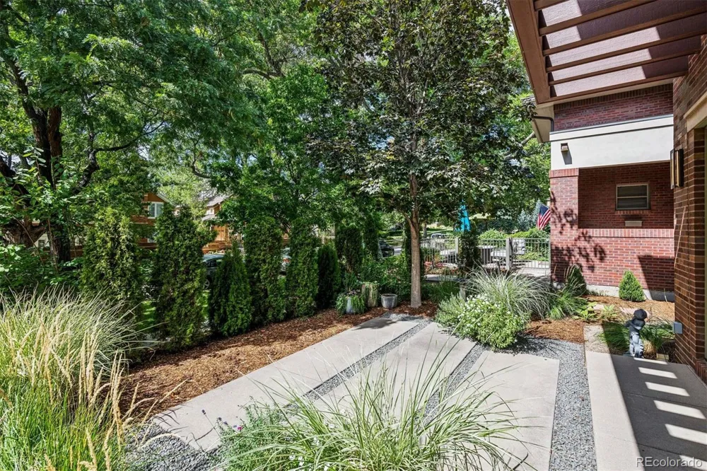 322 Adams Street Denver, CO 80206