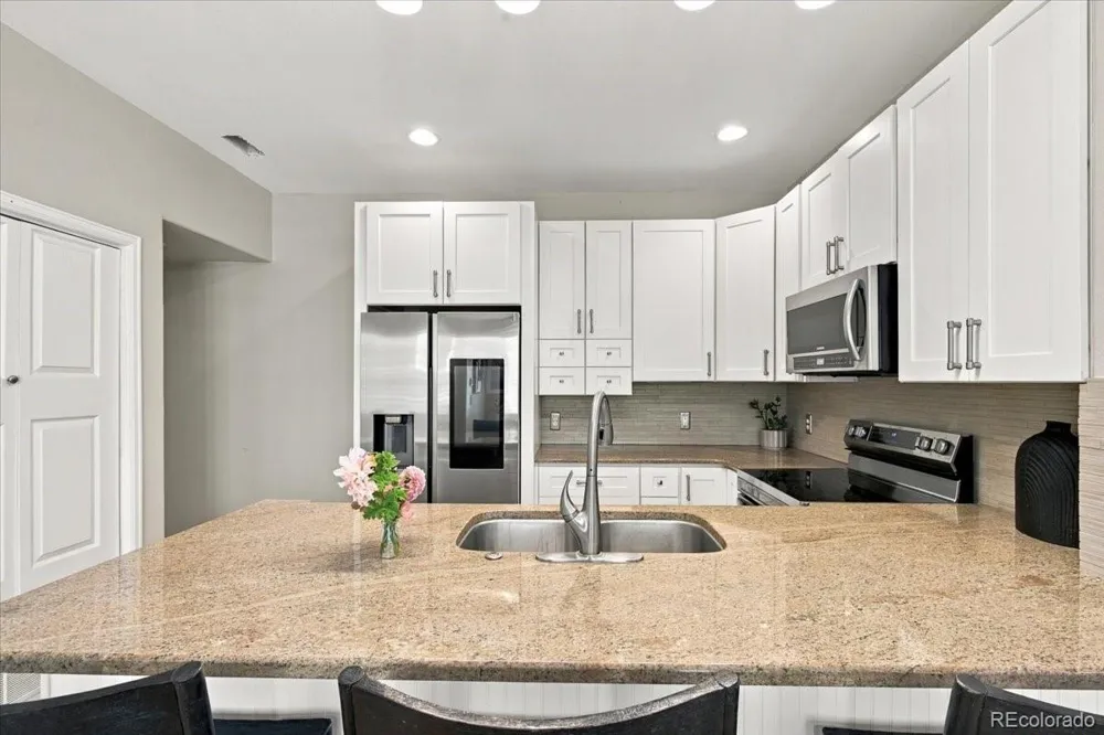 1332 Carlyle Park Circle Highlands Ranch, CO 80129