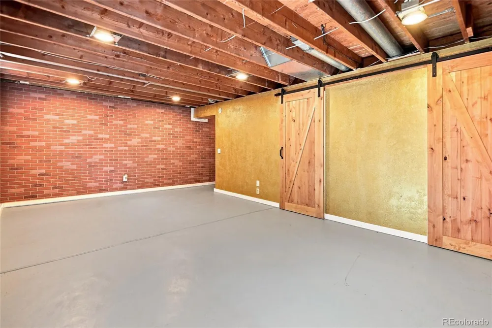 1957 W 102nd Avenue Thornton, CO 80260