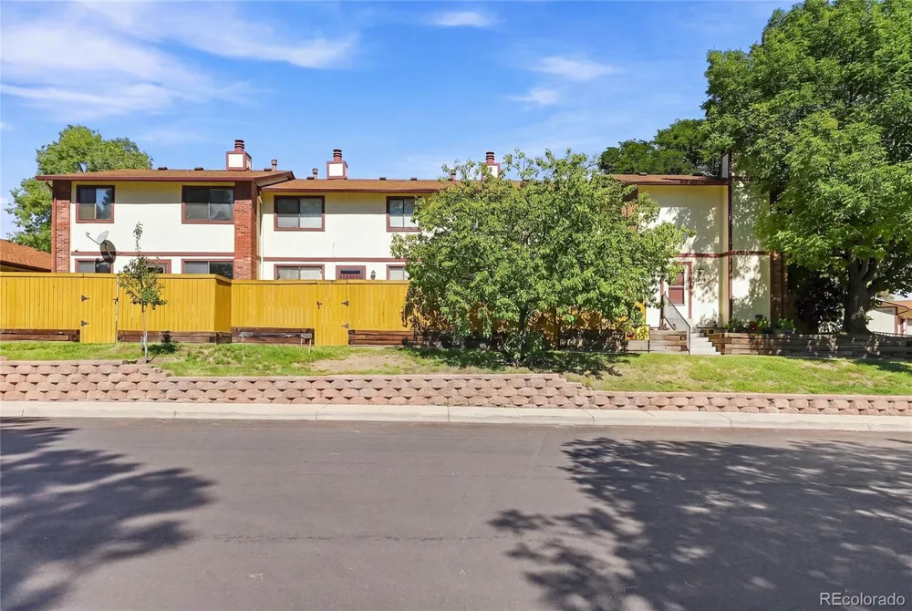 1957 W 102nd Avenue Thornton, CO 80260
