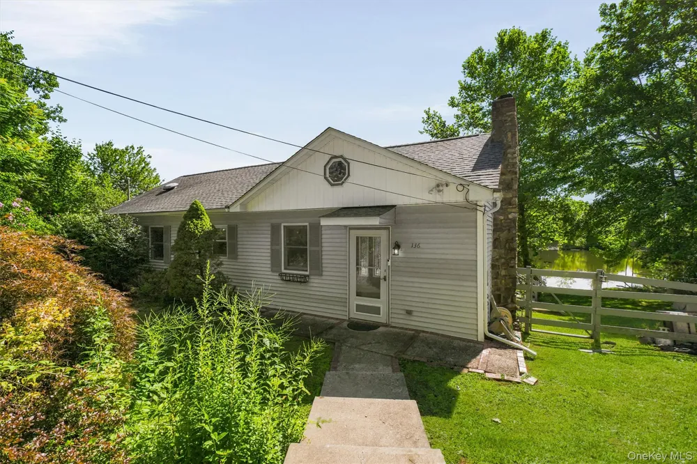 136 Lake Road Salisbury Mills, NY 12577