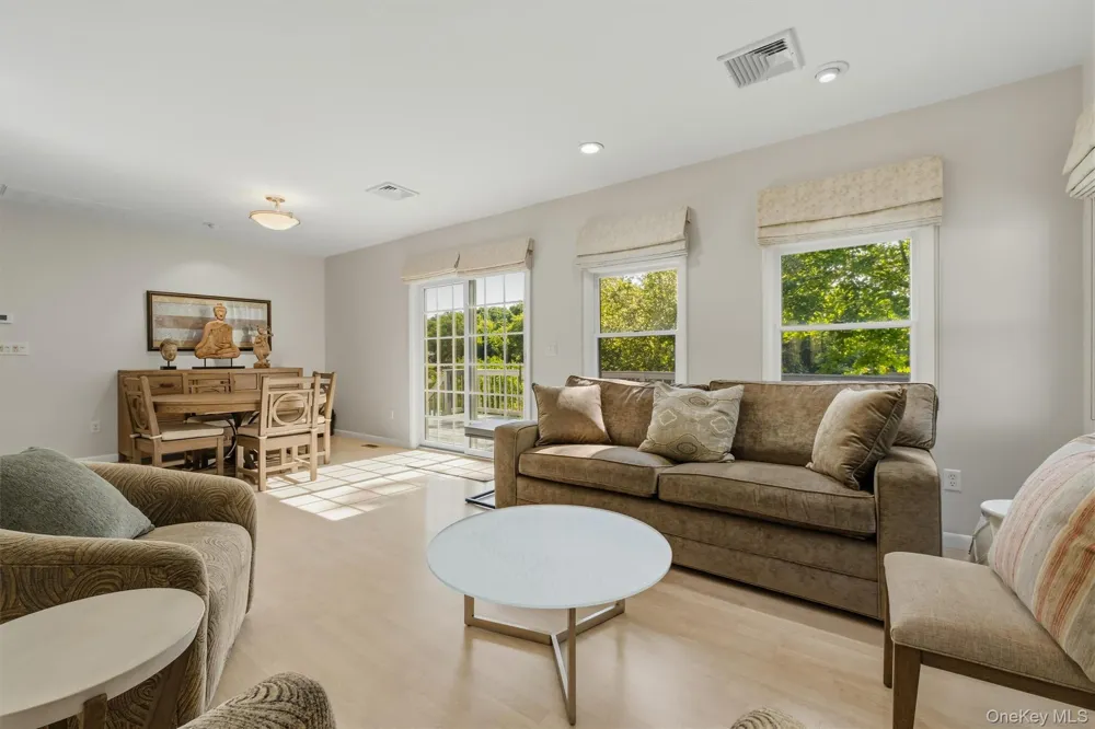136 Lake Road Salisbury Mills, NY 12577