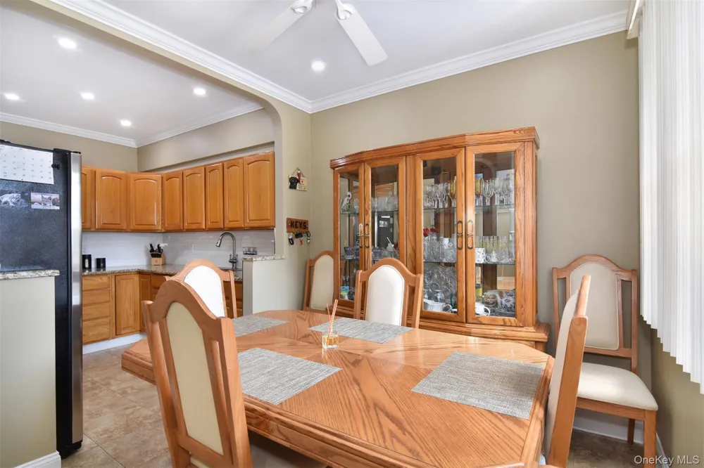 2533 Tenbroeck Avenue Bronx, NY 10469