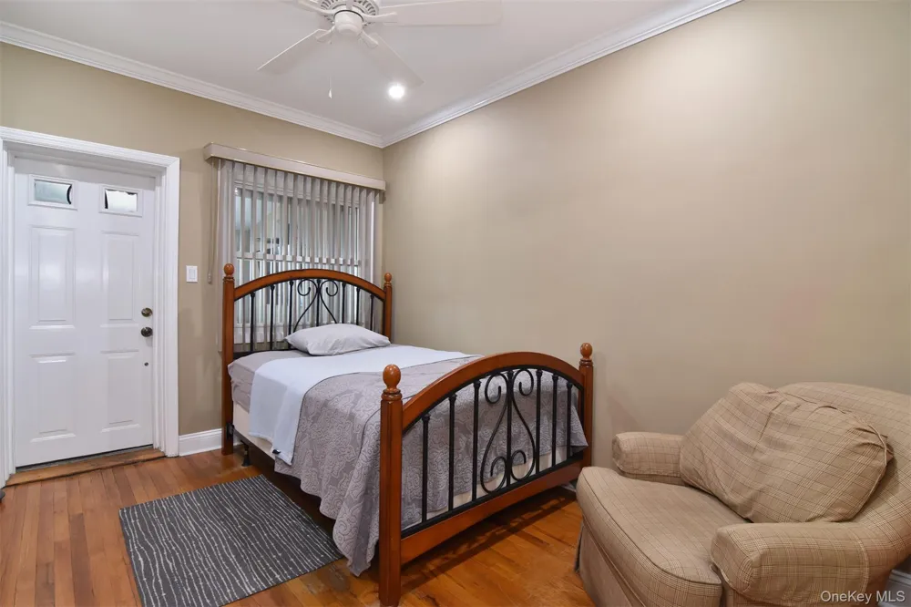 2533 Tenbroeck Avenue Bronx, NY 10469