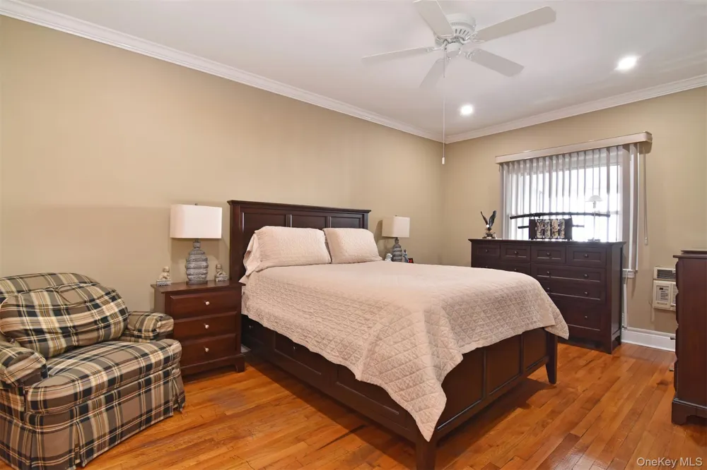 2533 Tenbroeck Avenue Bronx, NY 10469
