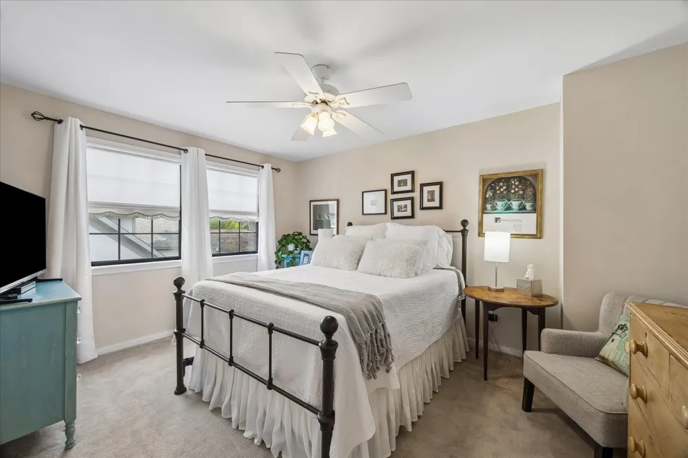 2415 Green Tee Drive Pearland, TX 77581