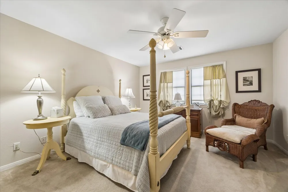 2415 Green Tee Drive Pearland, TX 77581