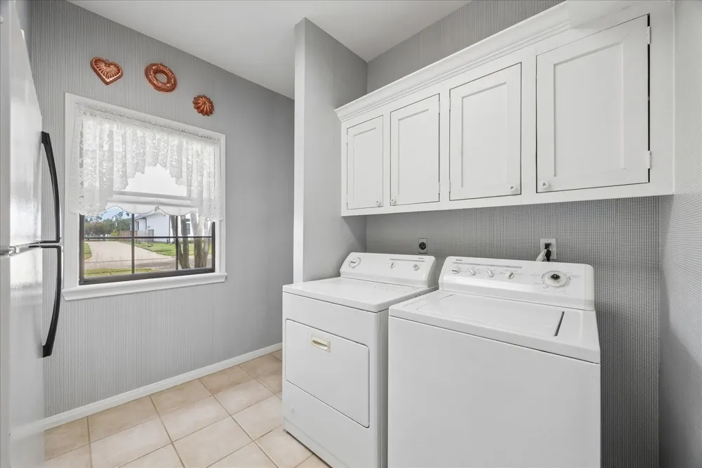 2415 Green Tee Drive Pearland, TX 77581