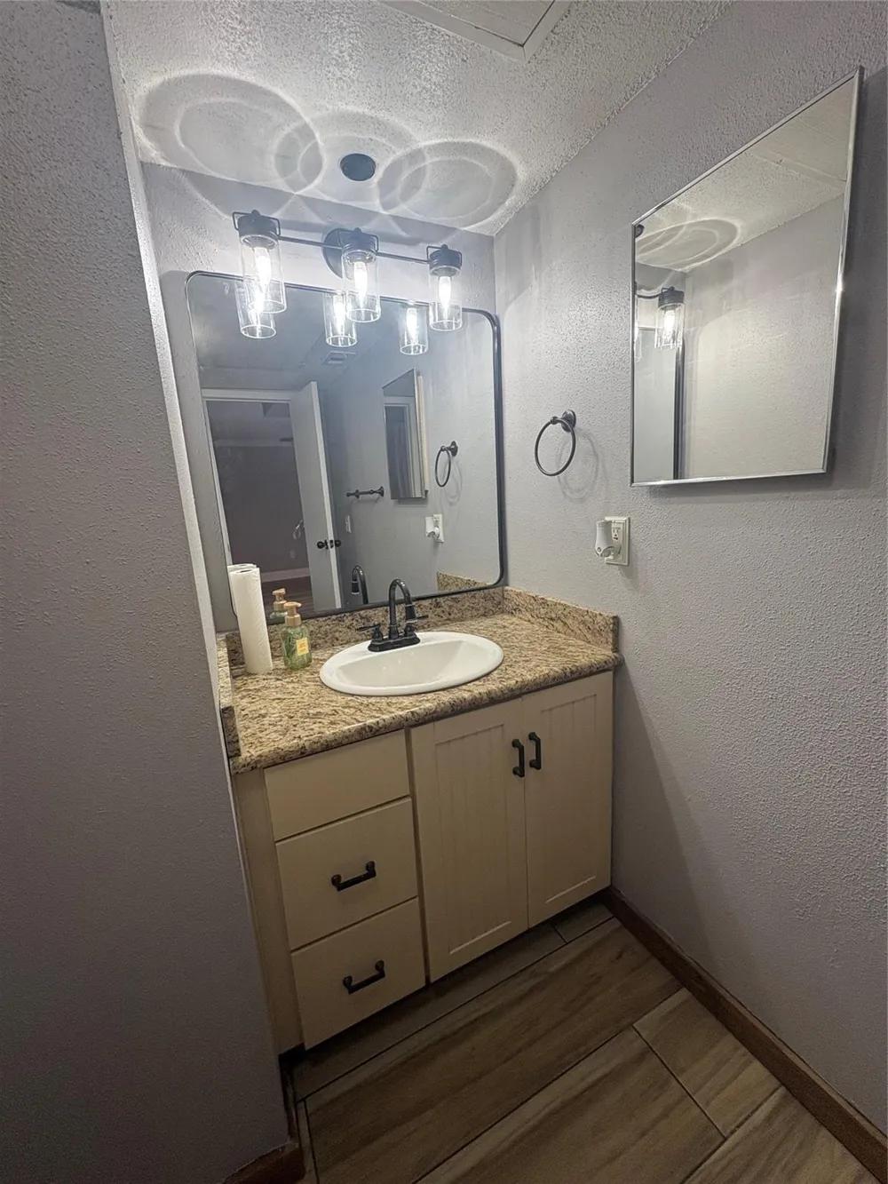 260 El Dorado Boulevard #607 Houston, TX 77598