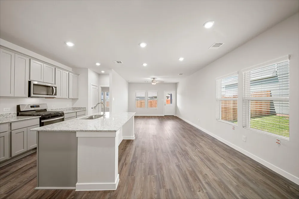 757 Apple Blossom Drive La Marque, TX 77568
