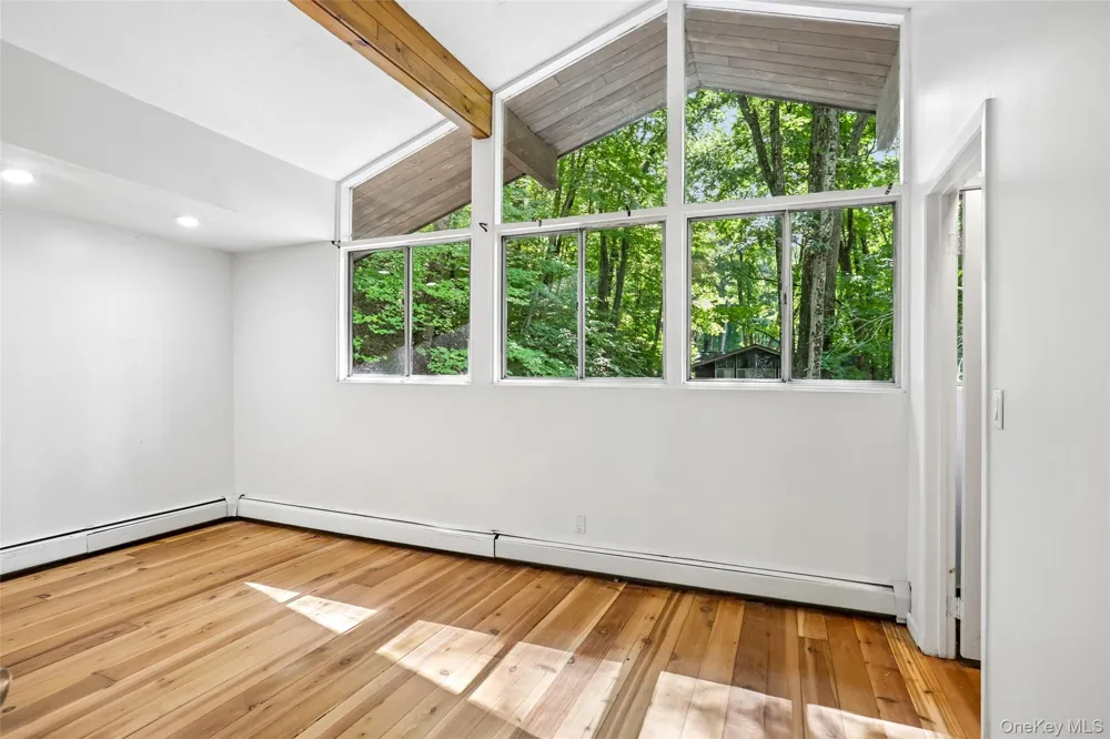 951 Haverstraw Road Suffern, NY 10901