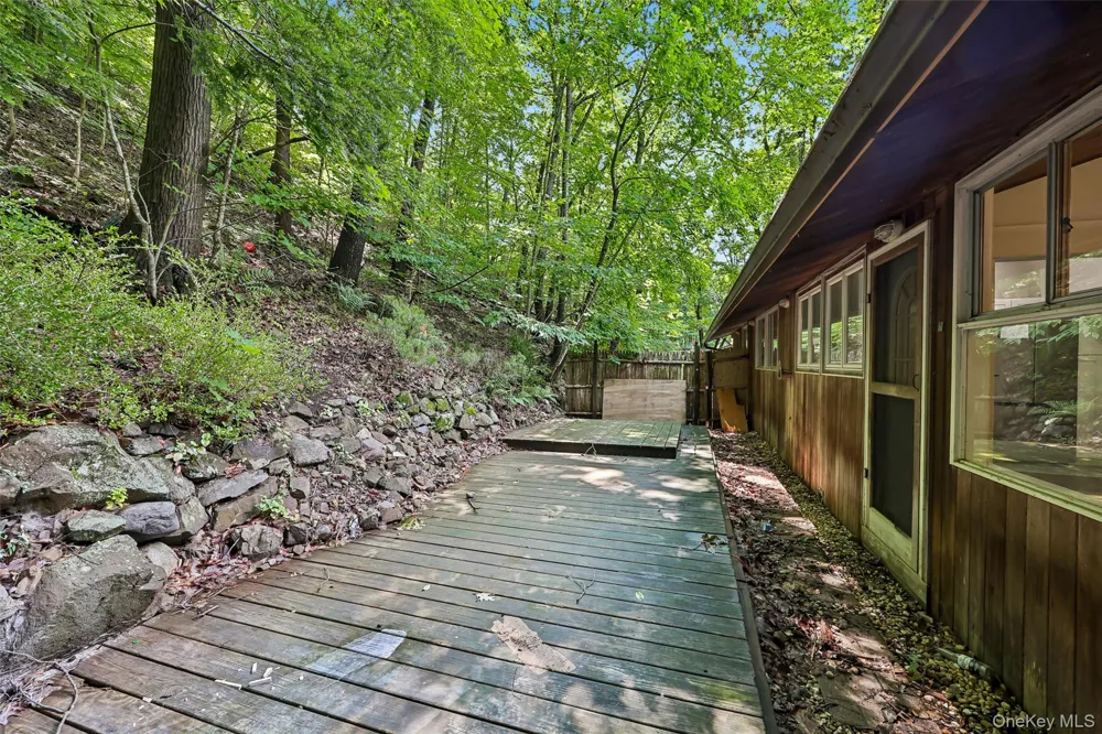 951 Haverstraw Road Suffern, NY 10901