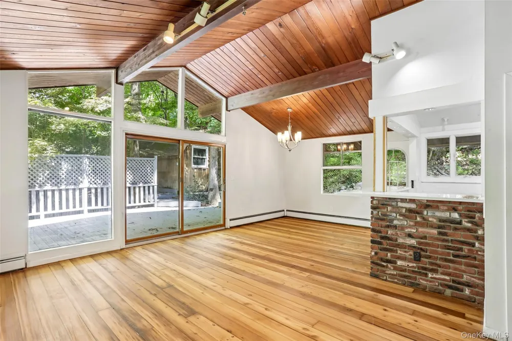 951 Haverstraw Road Suffern, NY 10901