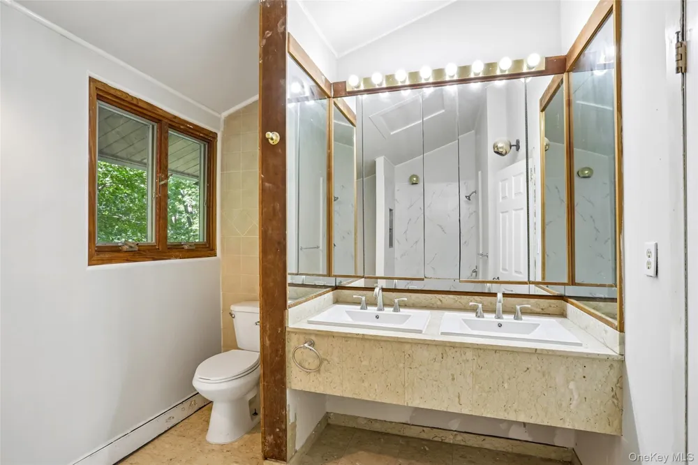 951 Haverstraw Road Suffern, NY 10901
