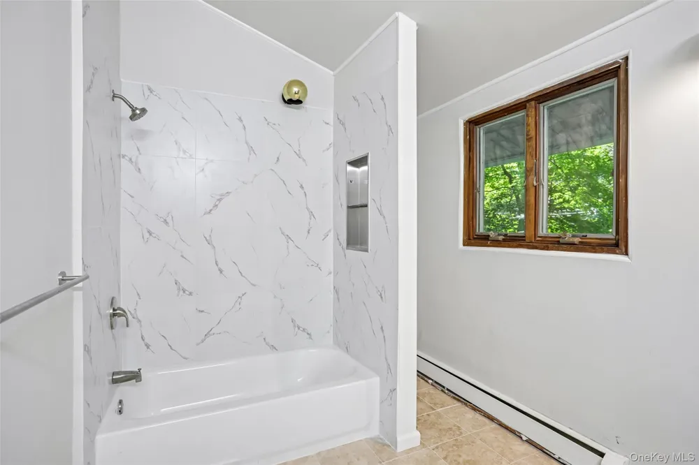 951 Haverstraw Road Suffern, NY 10901