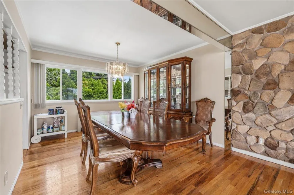 26 Margaret Road Massapequa, NY 11758