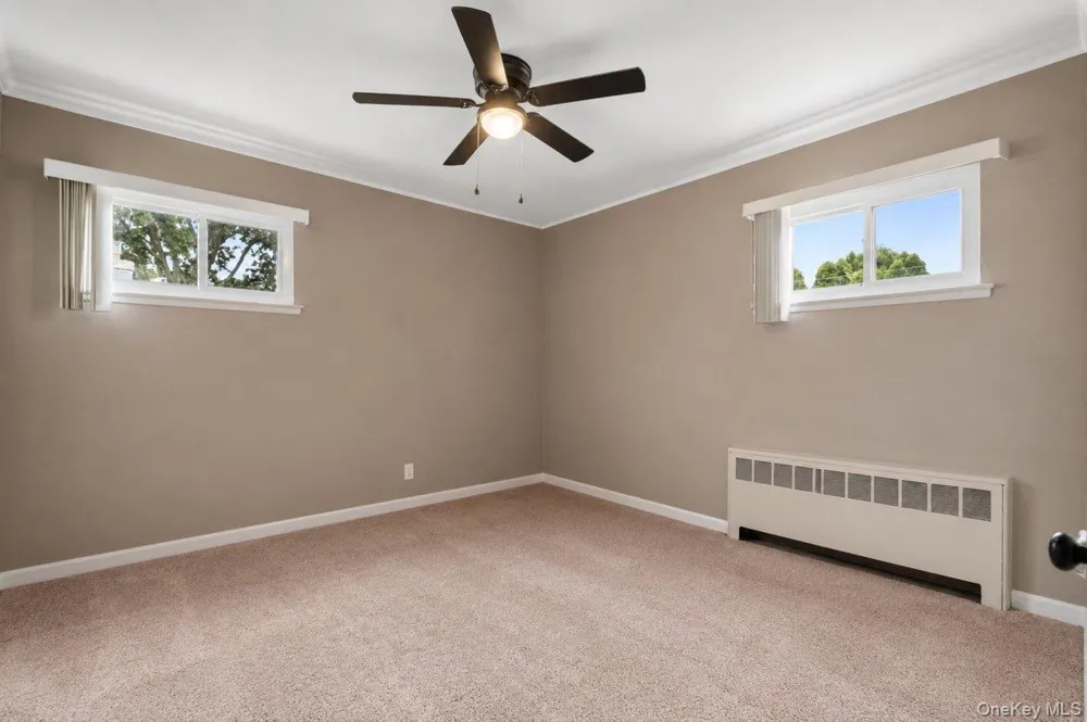 26 Margaret Road Massapequa, NY 11758