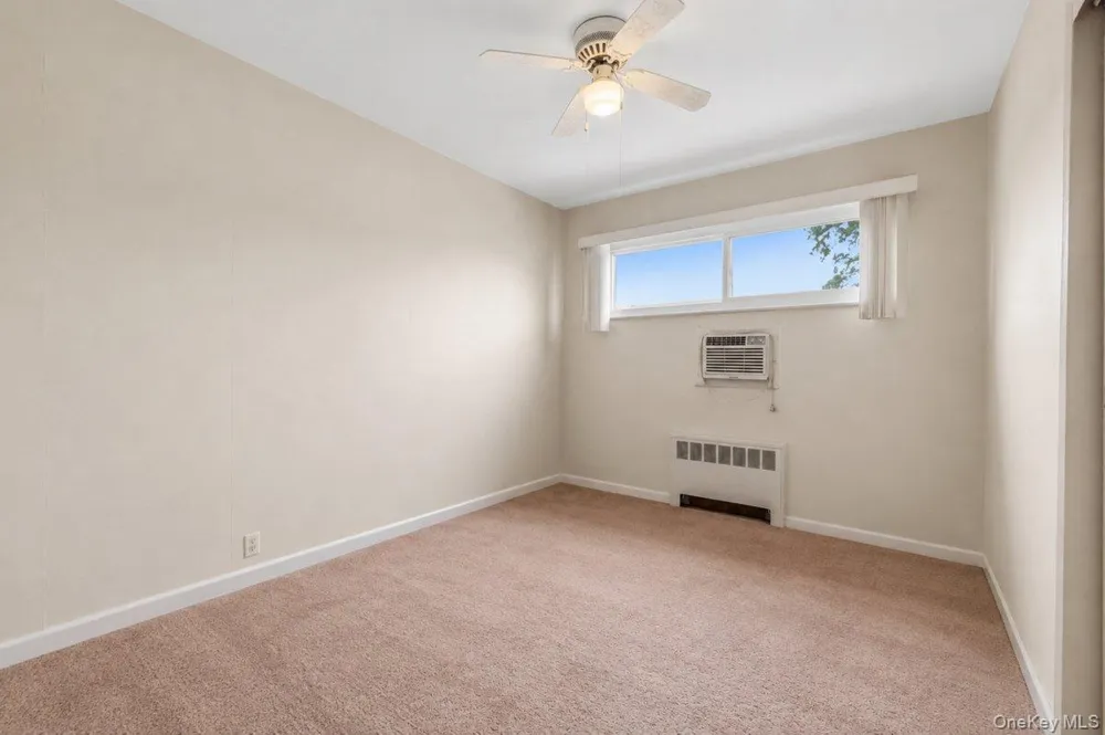 26 Margaret Road Massapequa, NY 11758