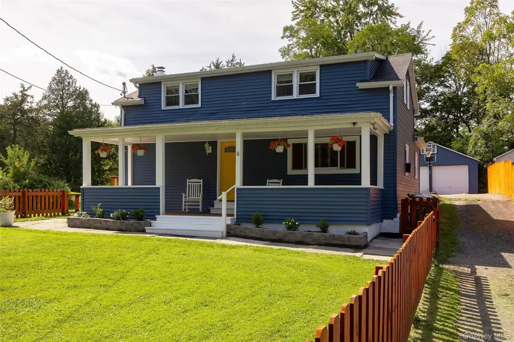 4 Stoley Lane Malden on Hudson, NY 12477