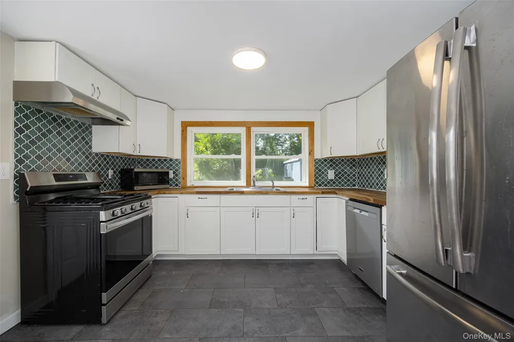 4 Stoley Lane Malden on Hudson, NY 12477