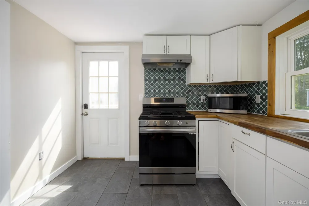 4 Stoley Lane Malden on Hudson, NY 12477