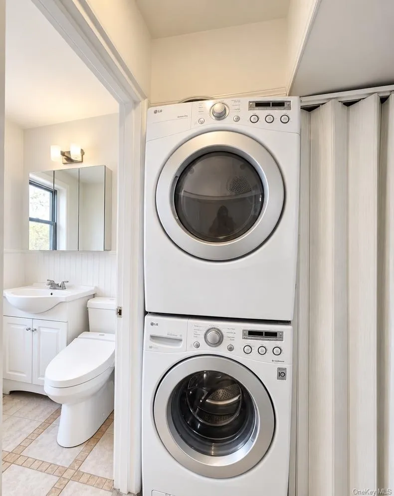 69-46 138th St #B Kew Garden Hills, NY 11367