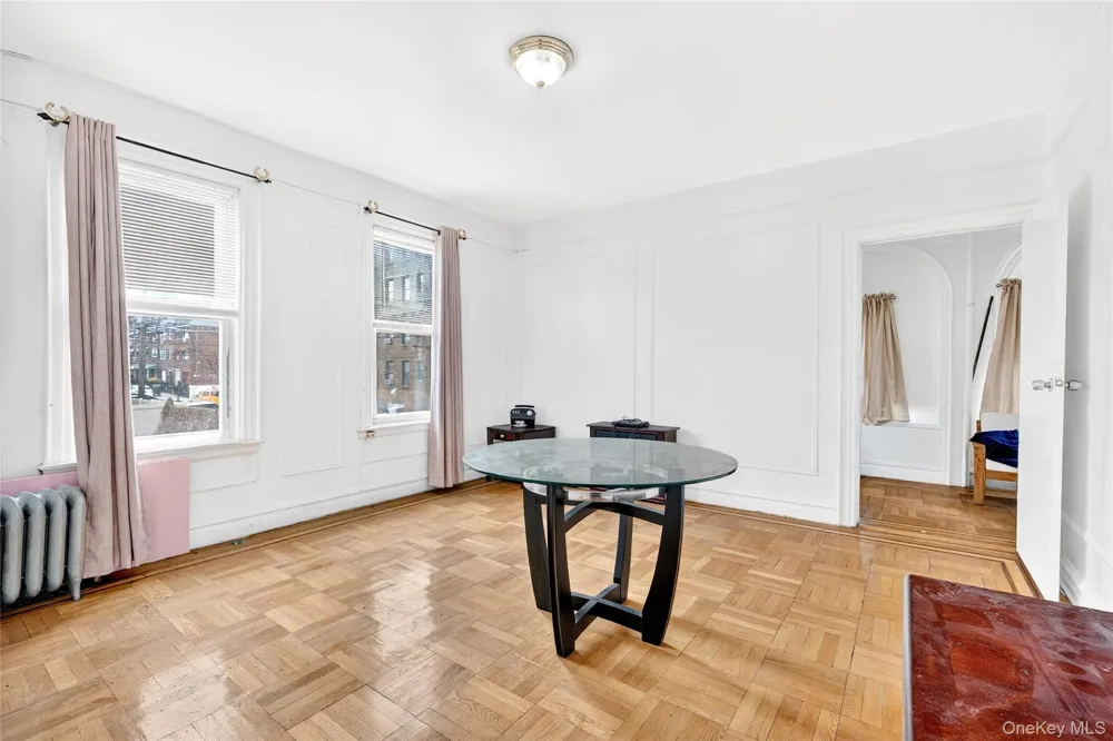 759 E 221st Street Bronx, NY 10467