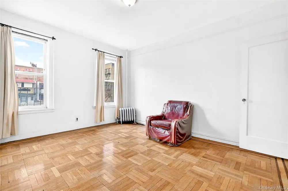 759 E 221st Street Bronx, NY 10467