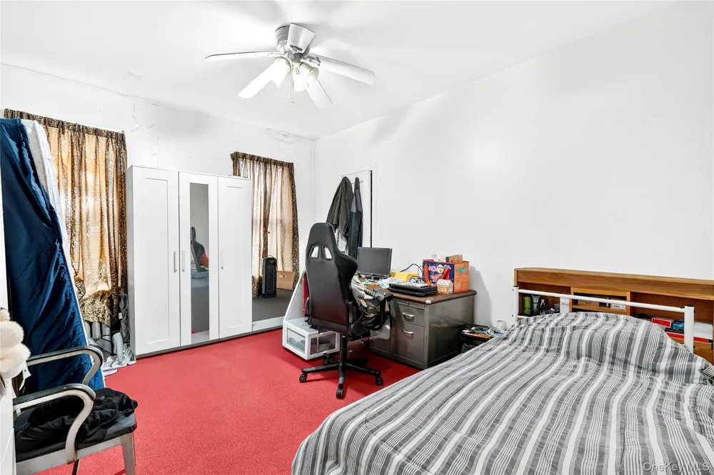 759 E 221st Street Bronx, NY 10467