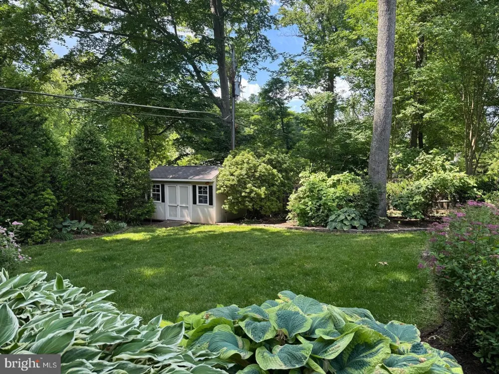304 CHESAPEAKE DRIVE Great Falls, VA 22066